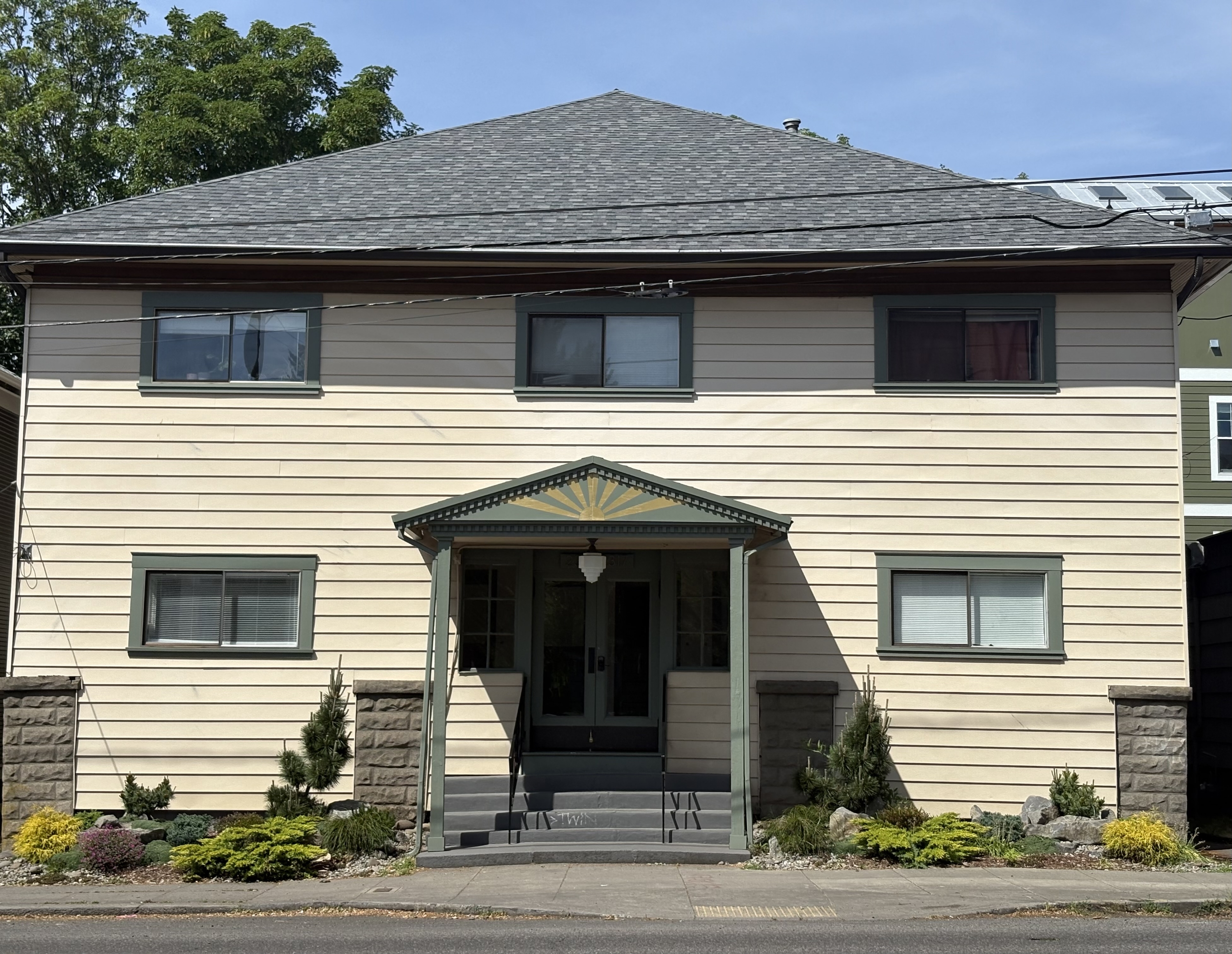 2311-2317 Southeast Hawthorne Boulevard - 2311